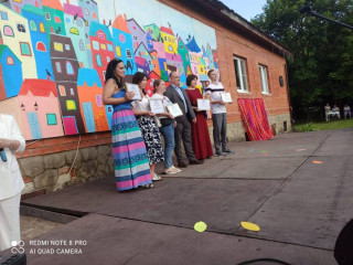 photo_5357333895277825948_y